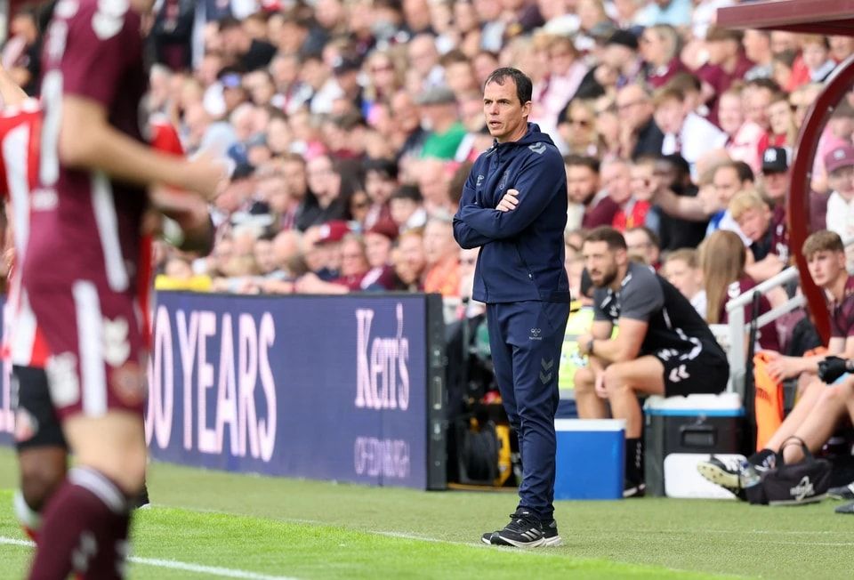 AA, 罗马诺, 合同到