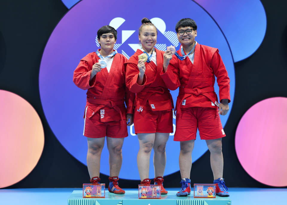 当日, 新华社记者, rmBRx