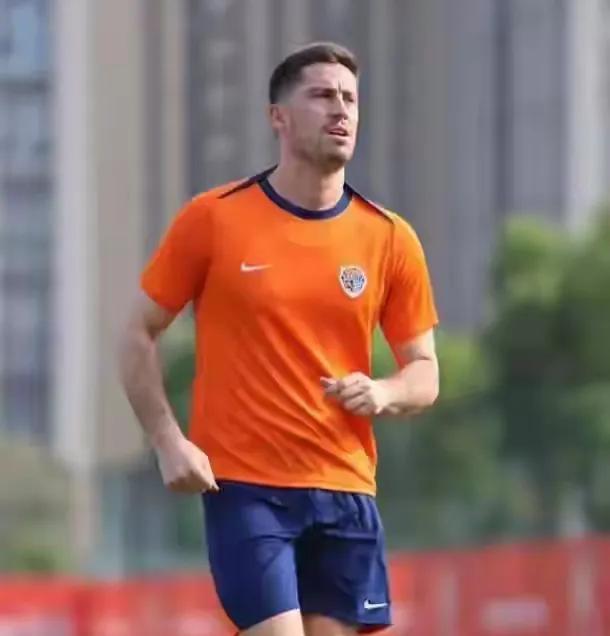 笑皆非, 此罢休, 对簿公堂