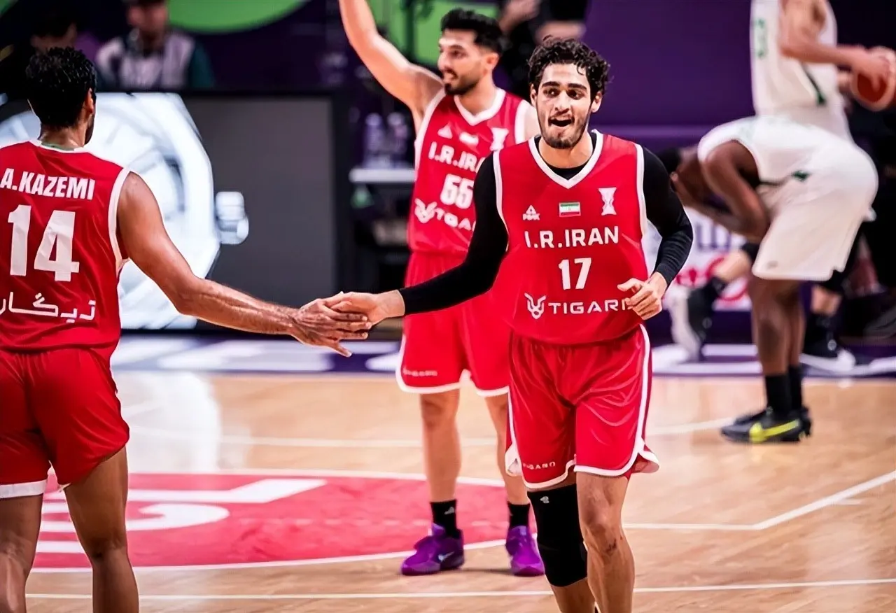 惨败给伊朗, tenan