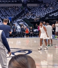 而史密斯同, 密斯的关系