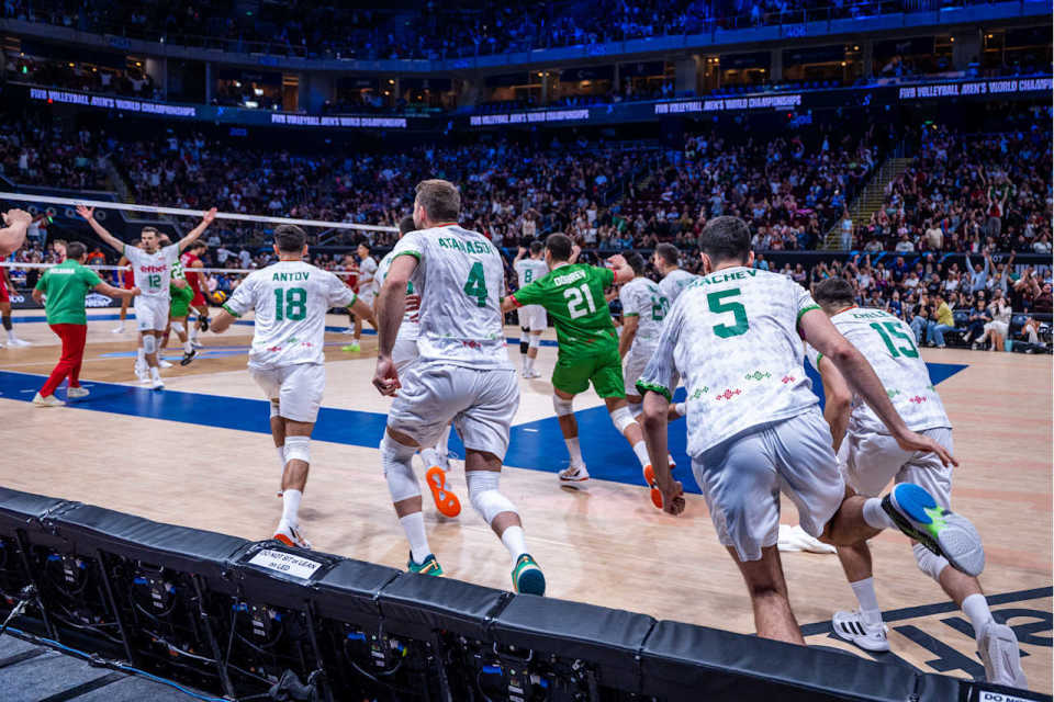 势有利, bt, 季军还要追